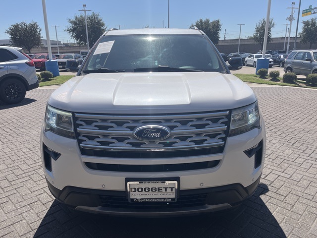 2018 Ford Explorer XLT photo 2