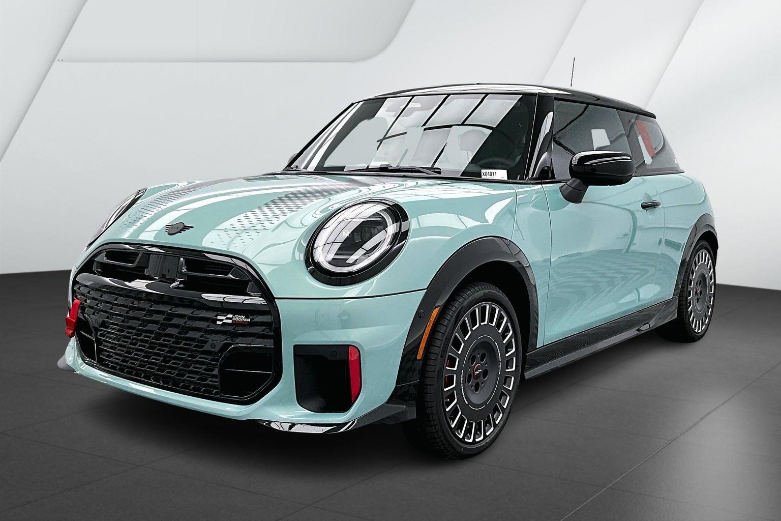 2026 MINI Hardtop 2 Door John Cooper Works's photo