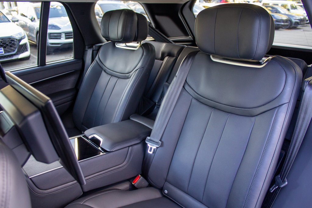 2023 Land Rover Range Rover First Edition photo 21