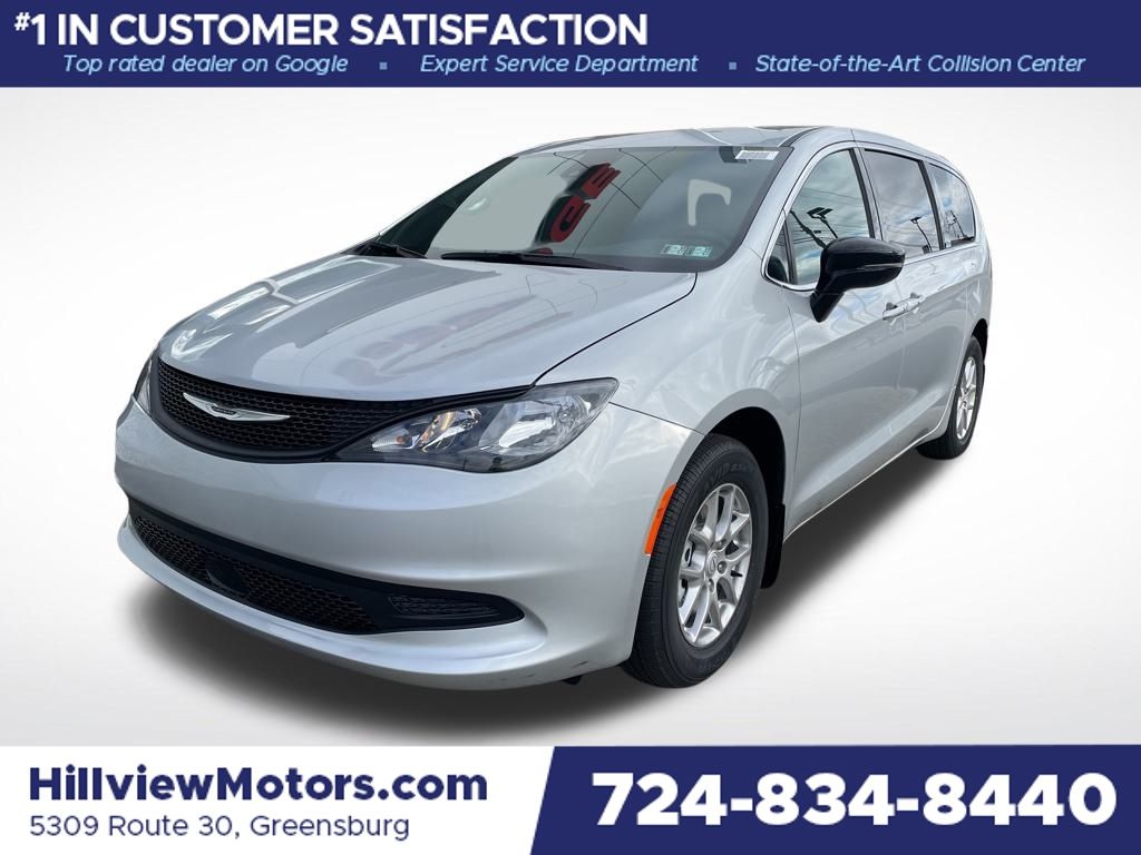 2026 Chrysler Voyager LX's photo