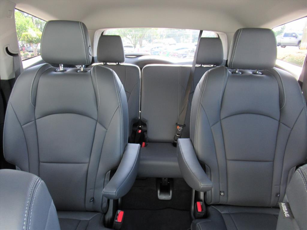2018 Buick Enclave Essence photo 24