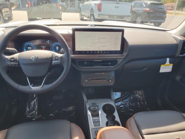 2025 Ford Bronco Sport Outer Banks photo 8