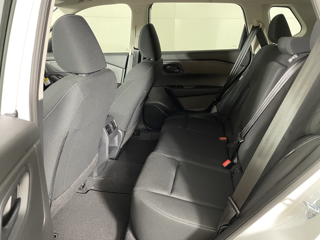 2025 Nissan Rogue S photo 35