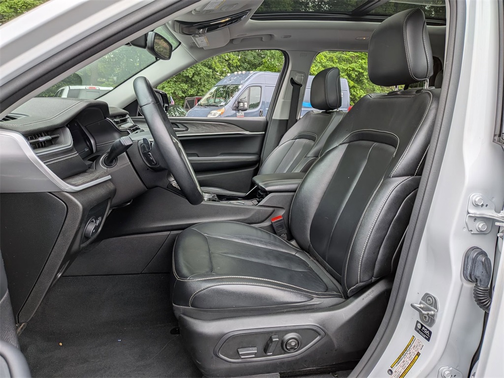 2022 Jeep Grand Cherokee Limited photo 23