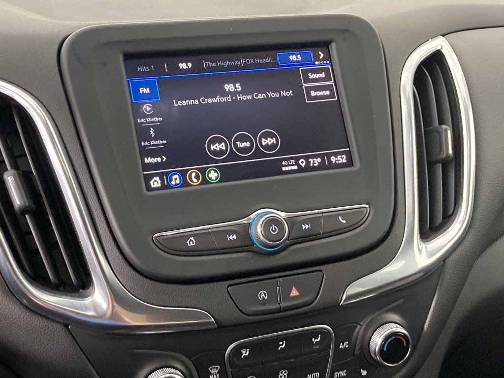 2024 Chevrolet Equinox LT photo 3