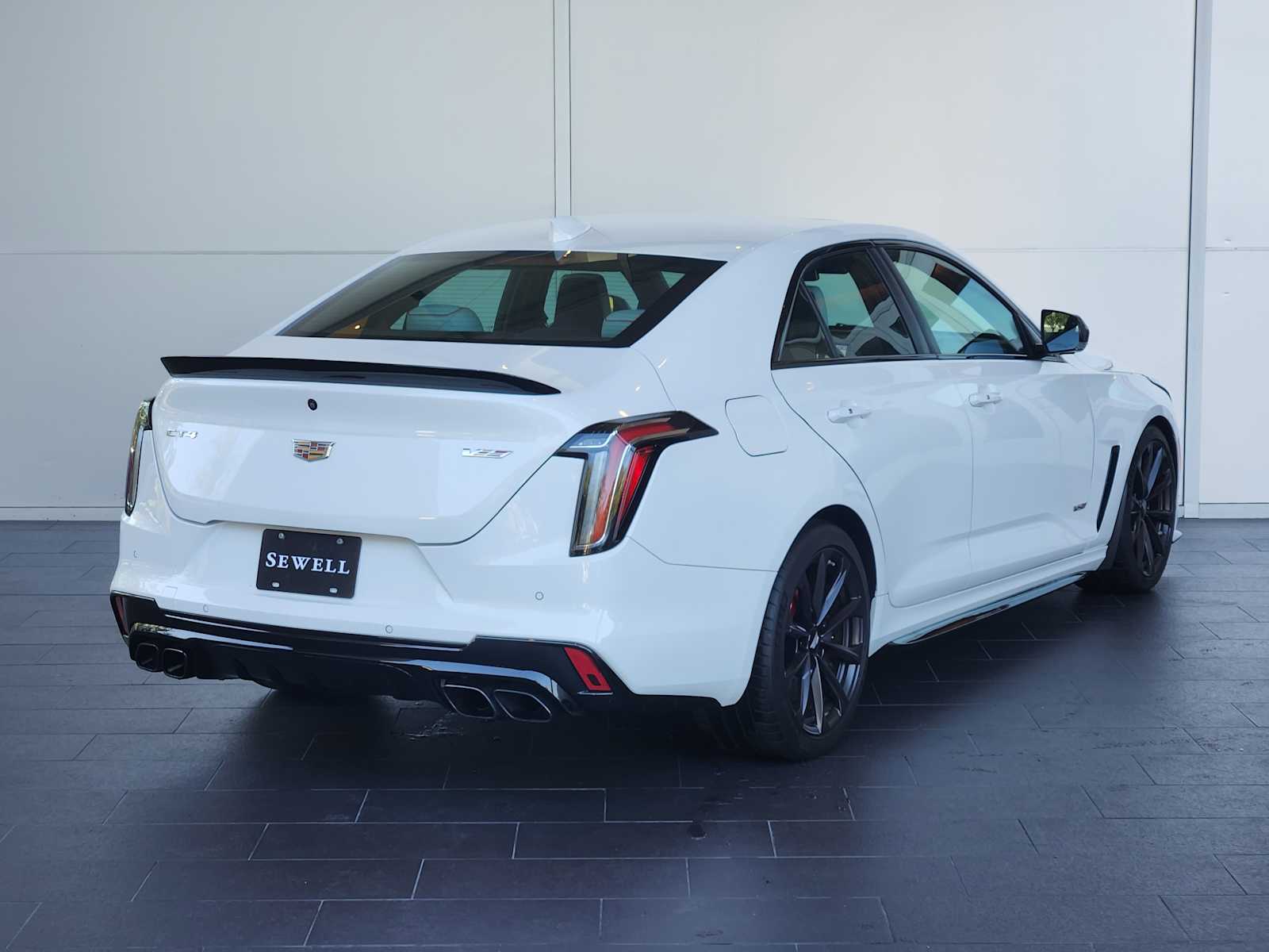 2022 Cadillac CT4 photo 4