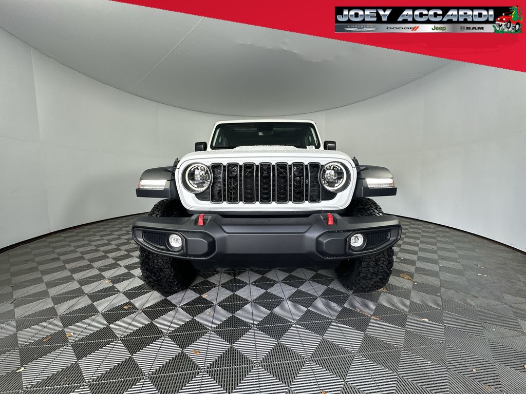 2025 Jeep Wrangler Rubicon photo 3