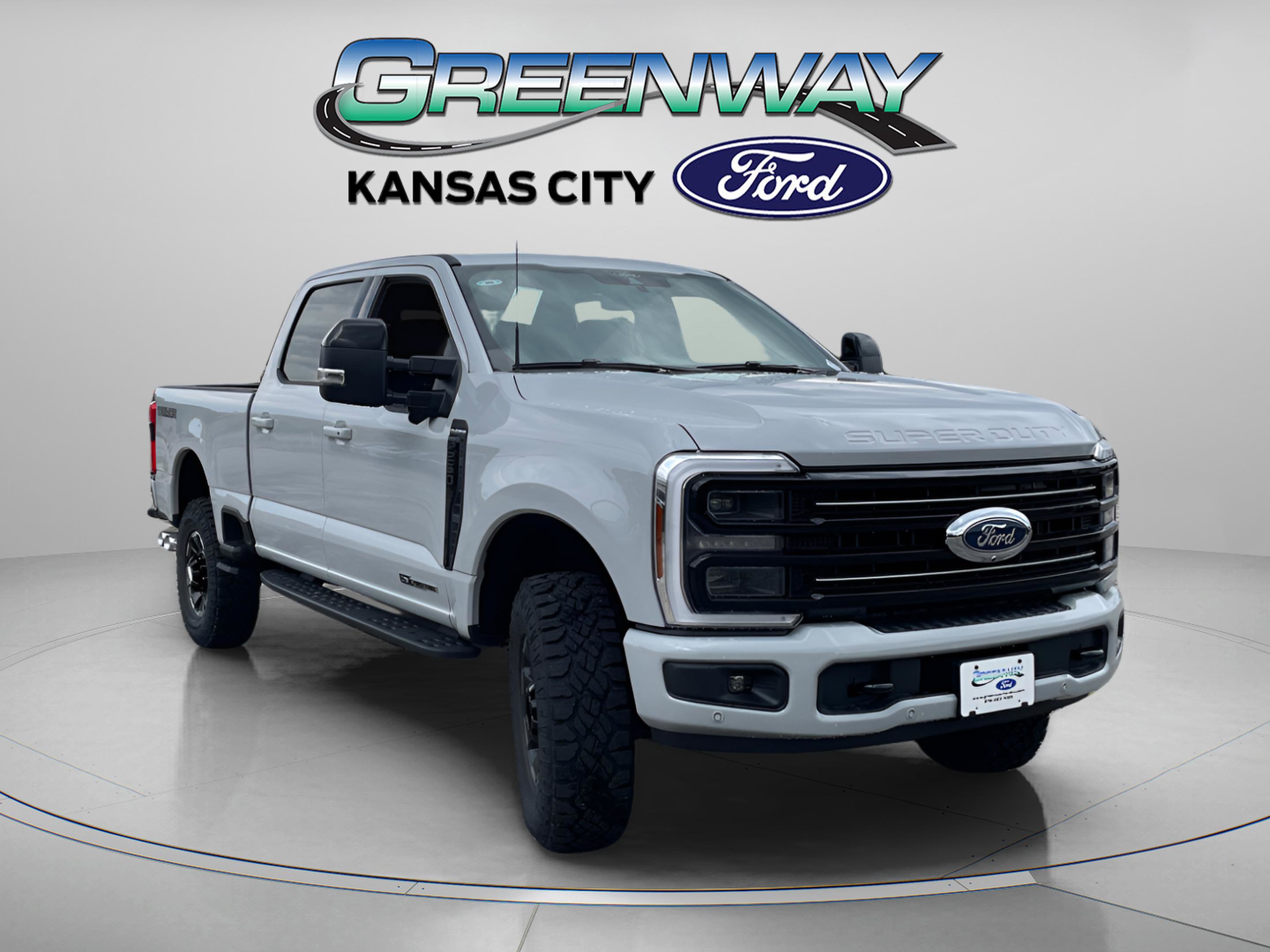 2026 Ford F-250 Super Duty Platinum's photo