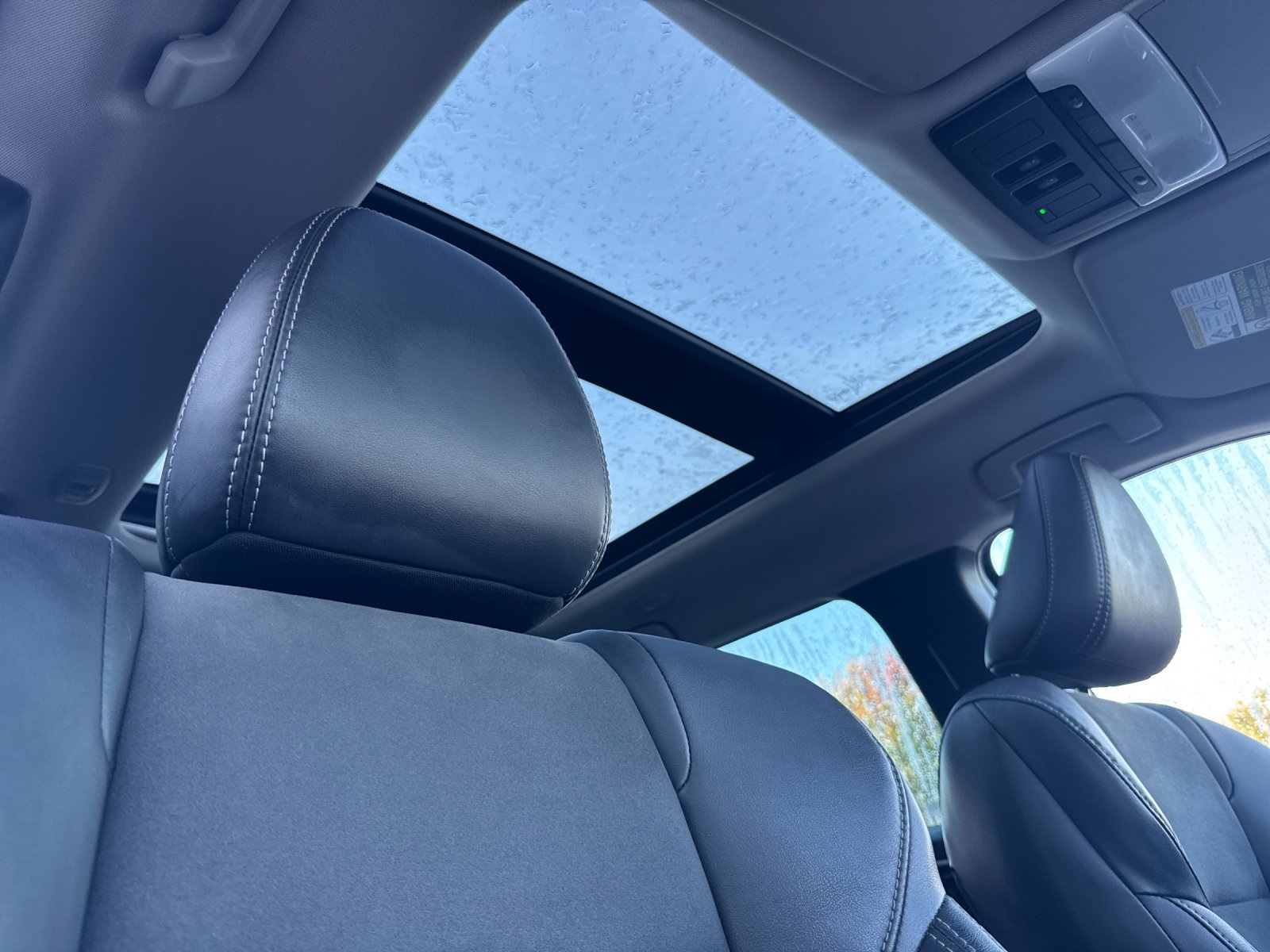 2023 Mitsubishi Outlander PHEV SE photo 17