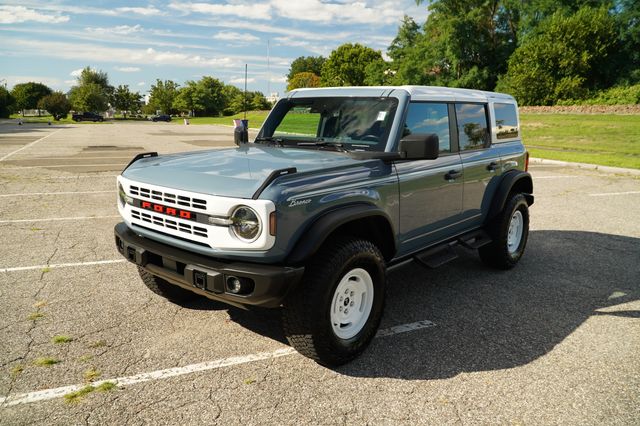 2023 Ford Bronco Heritage First Edition photo 4