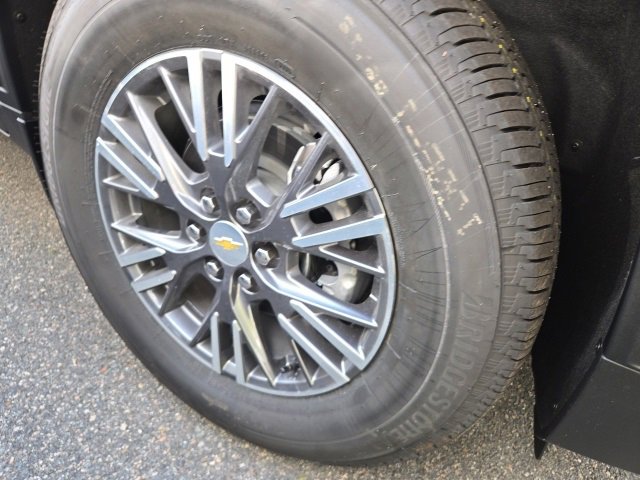 2026 Chevrolet Traverse photo 4