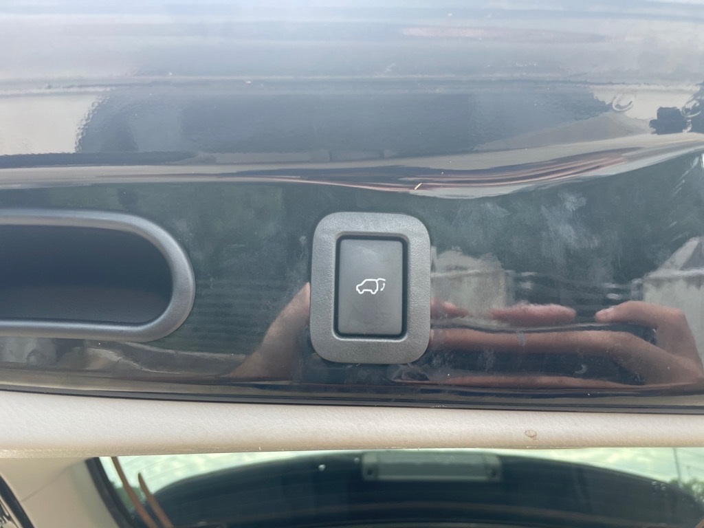 2016 Toyota Highlander XLE photo 21