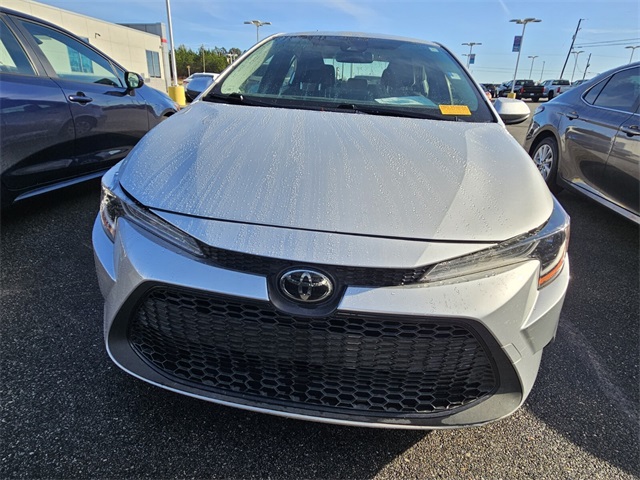 2022 Toyota Corolla L photo 2
