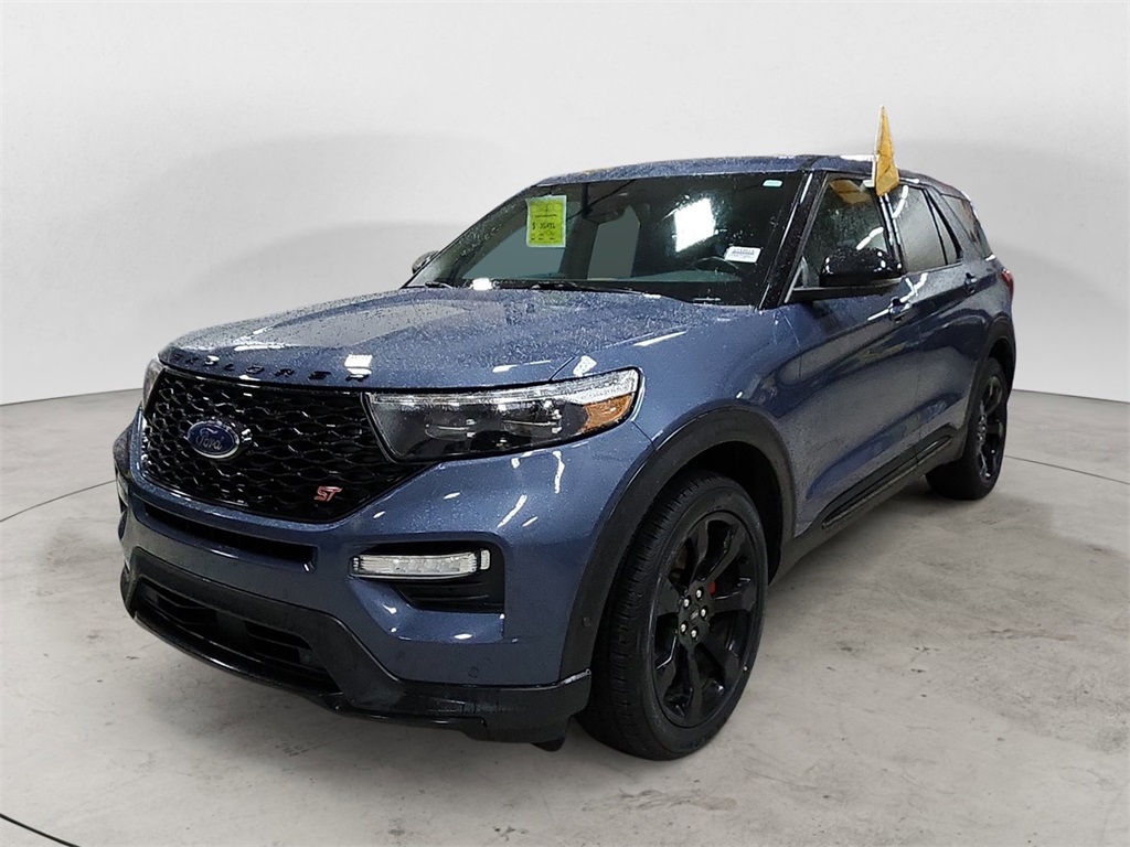 2021 Ford Explorer ST's photo