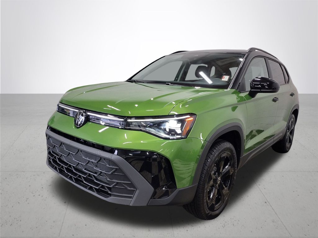 2025 Volkswagen Taos SE photo 2