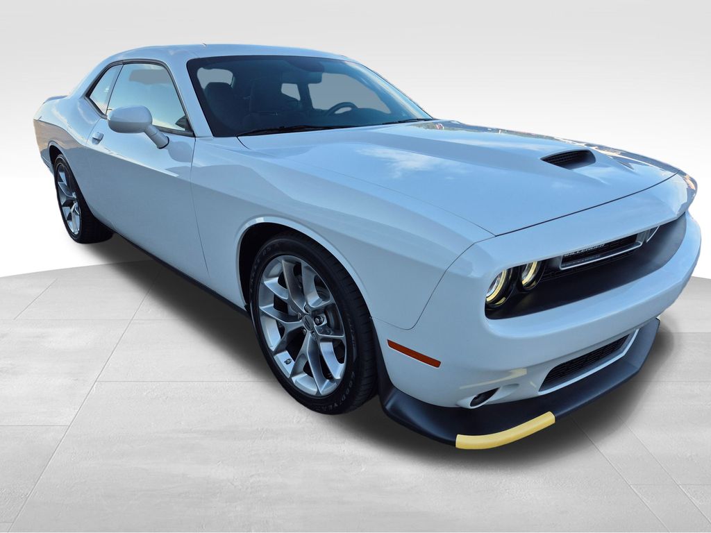 2022 Dodge Challenger GT photo 6