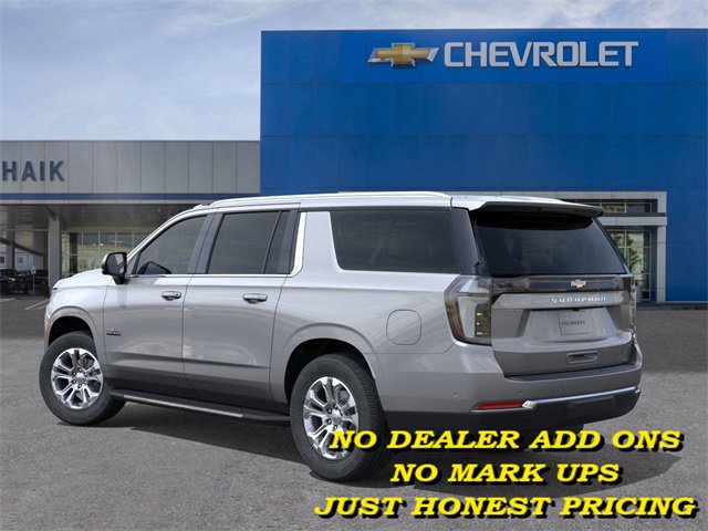 2026 Chevrolet Suburban LT photo 2