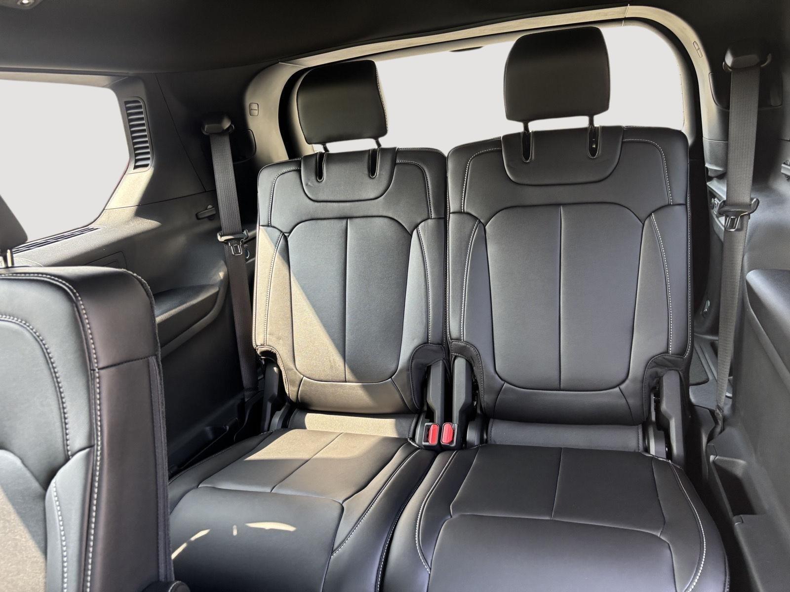 2025 Jeep Grand Cherokee Limited photo 26