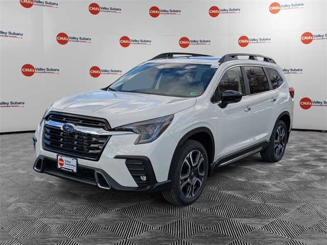 2025 Subaru Ascent Touring's photo