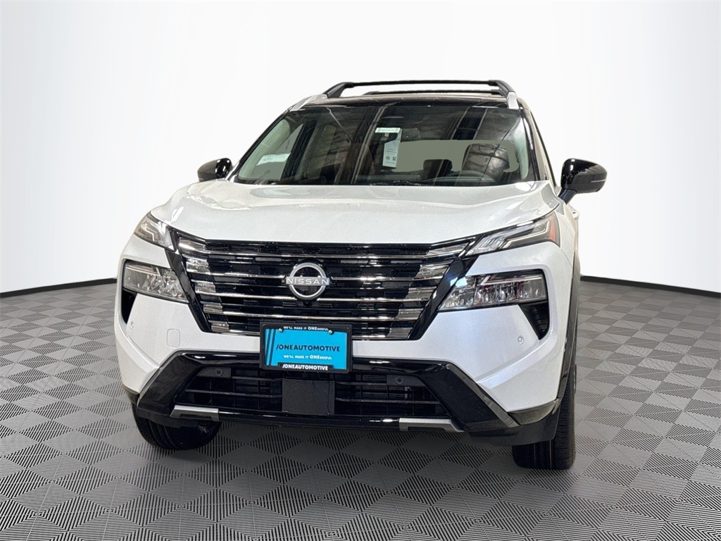 2026 Nissan Rogue Platinum's photo