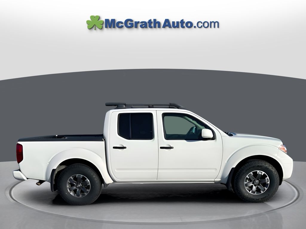 2020 Nissan Frontier PRO-4X Crew Cab photo 8