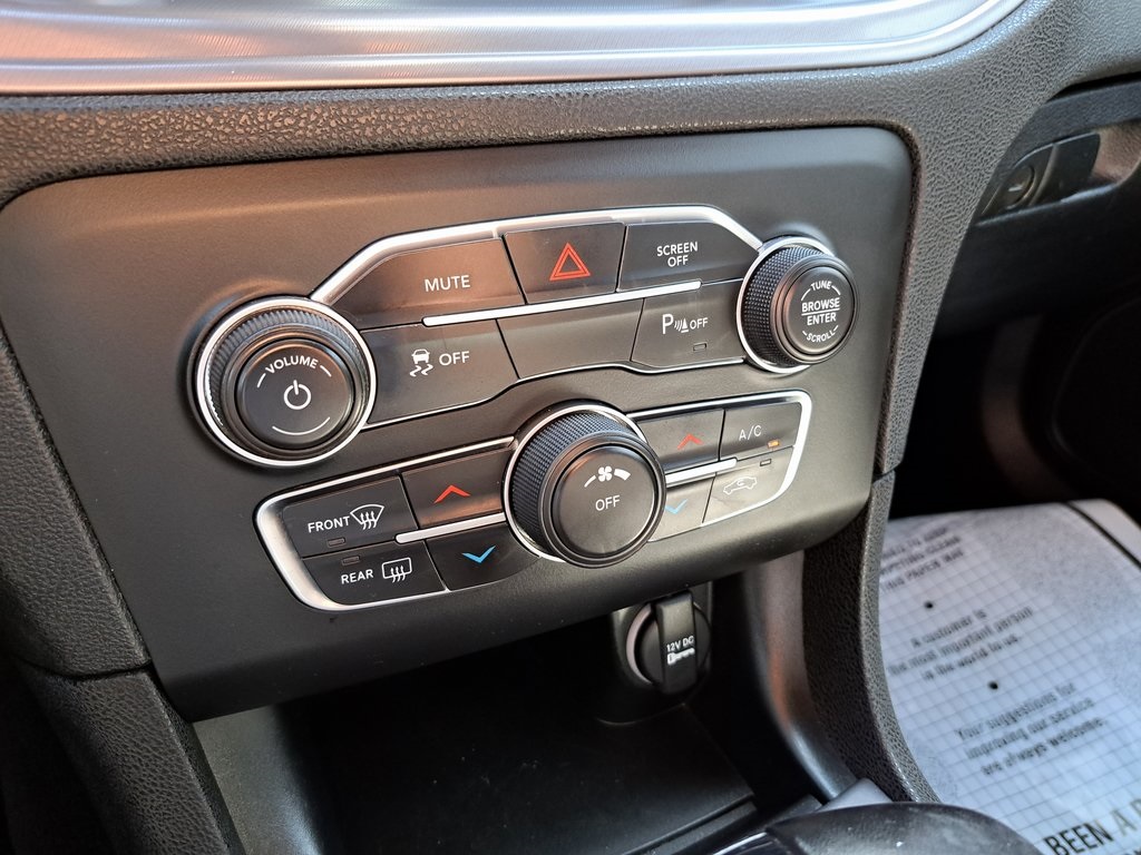 2023 Dodge Charger SXT photo 14
