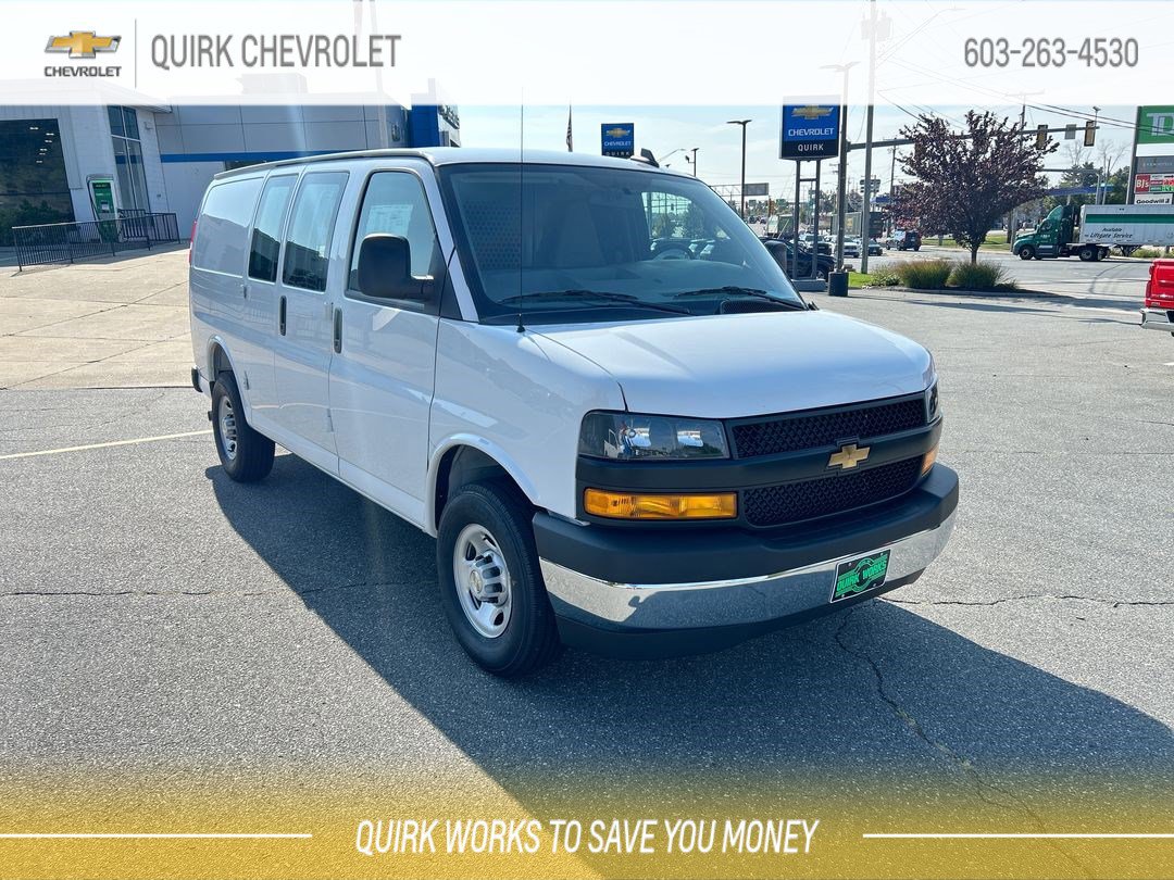 2025 Chevrolet Express Cargo Work Van's photo