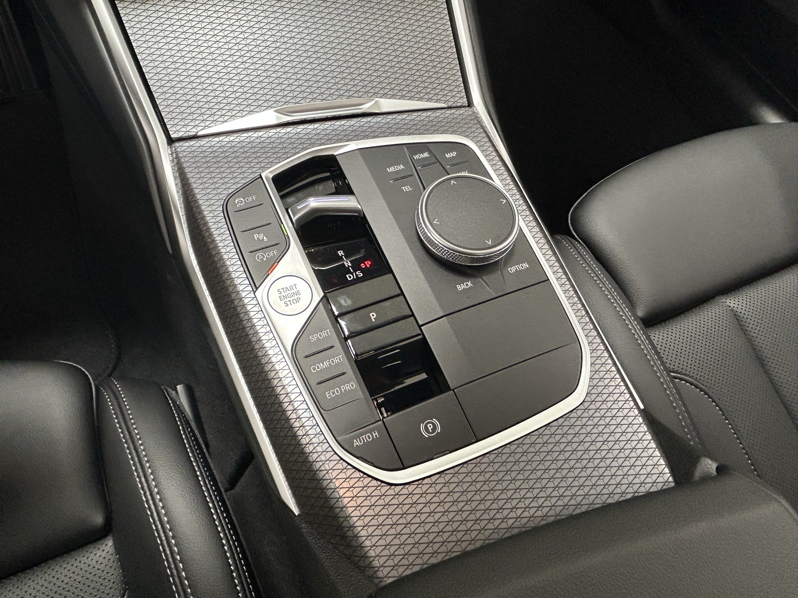 2025 Bmw 330i xDrive photo 22
