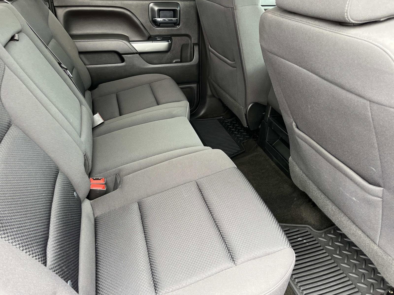 2017 Chevrolet Silverado 1500 LT photo 18