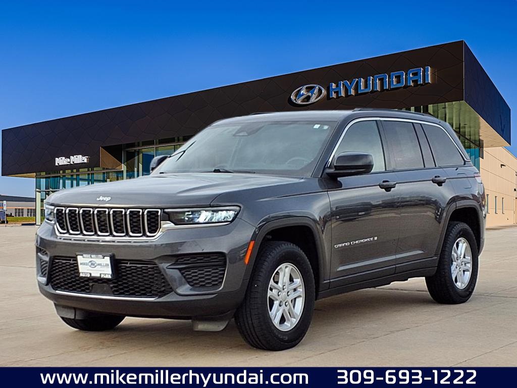 2025 Jeep Grand Cherokee Laredo's photo