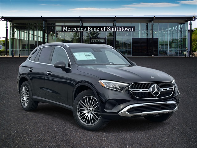 2026 Mercedes-Benz GLC Base's photo