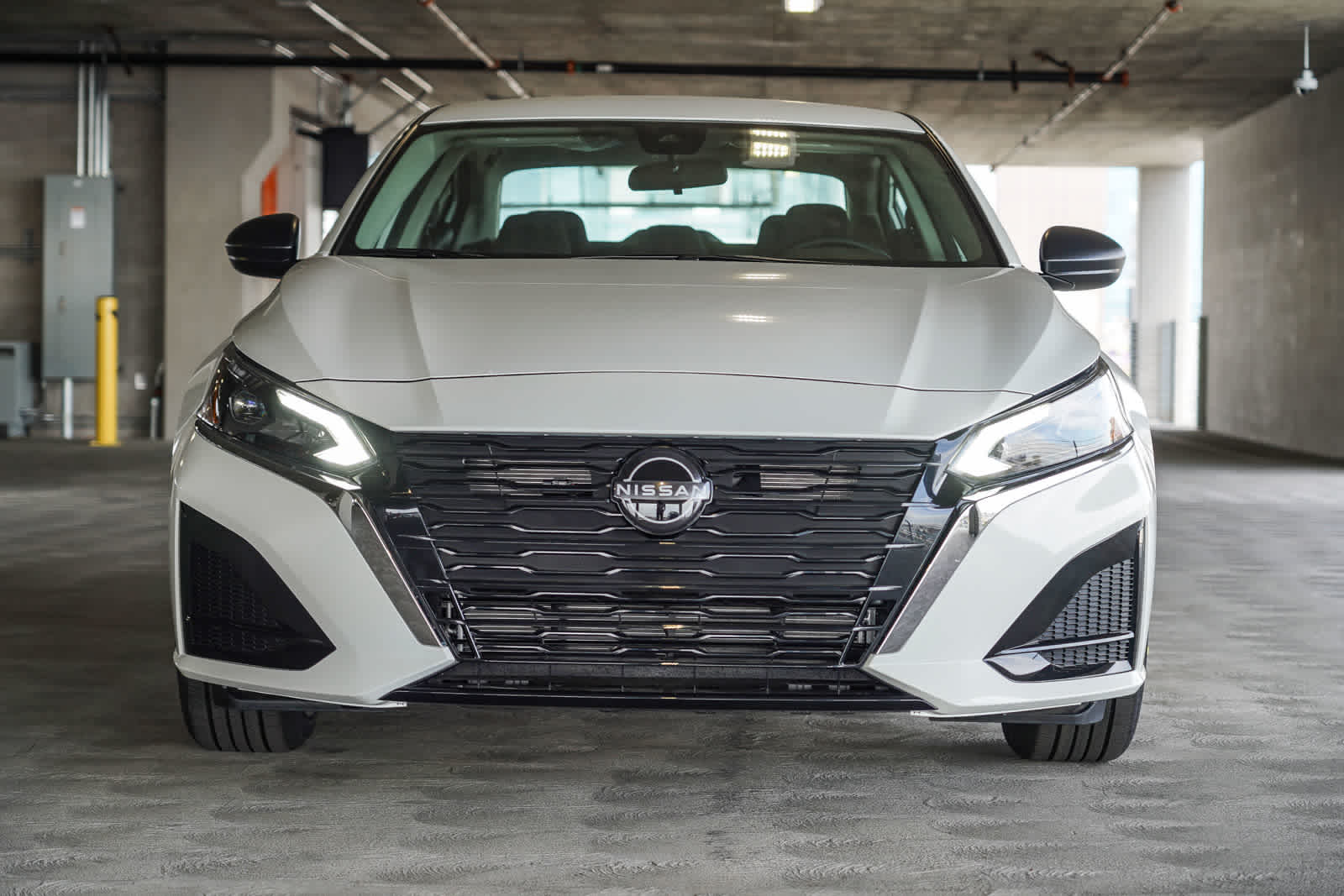 2025 Nissan Altima S photo 3