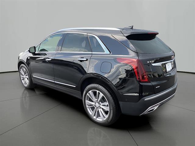 2025 Cadillac XT5 Premium Luxury photo 3