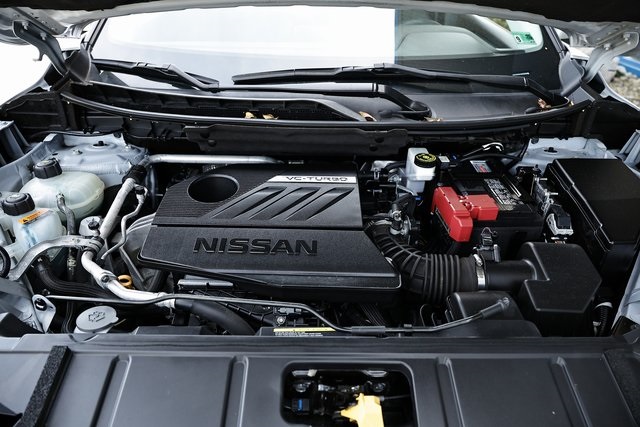 2023 Nissan Rogue SV photo 30