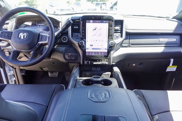 2025 Ram 2500 Laramie photo 28
