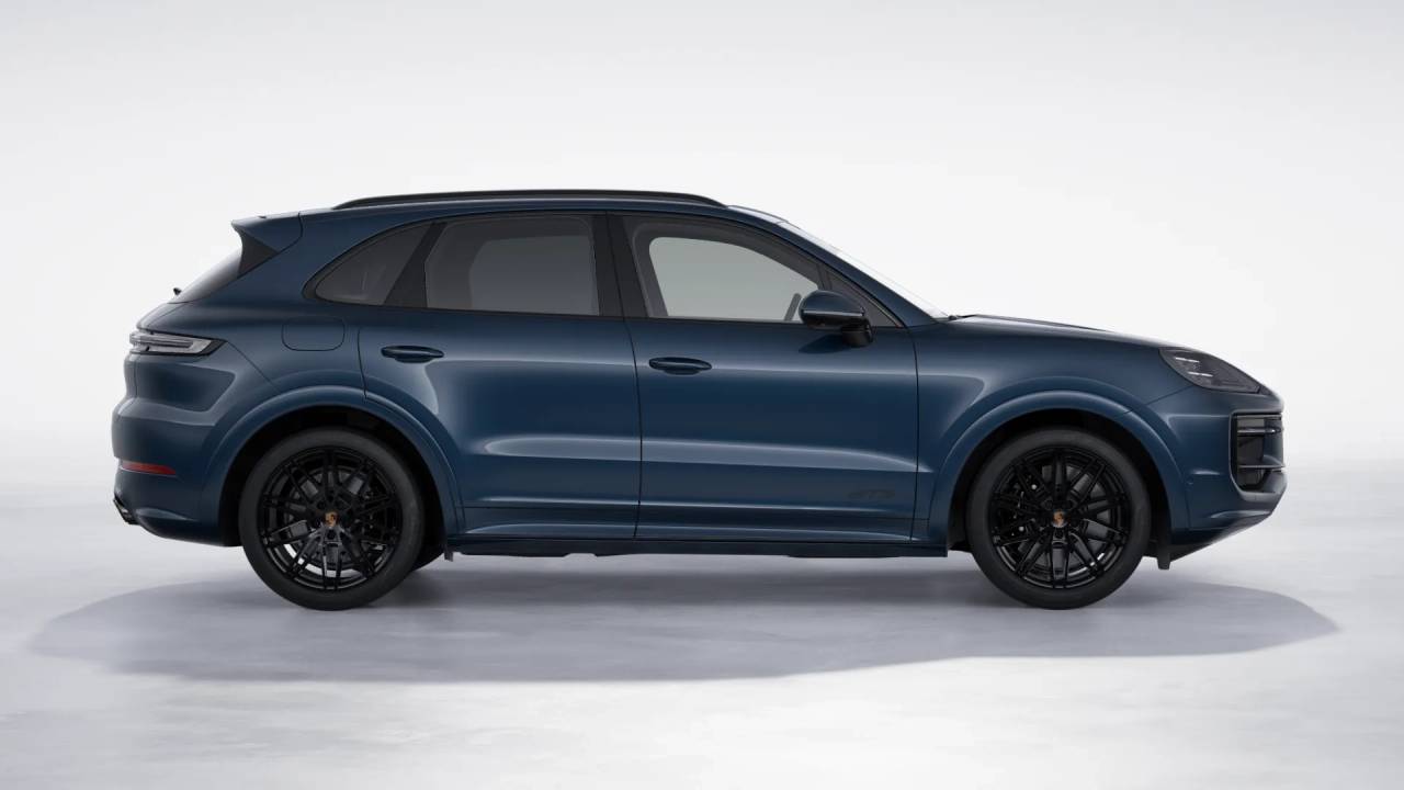 2026 Porsche Cayenne GTS photo 6