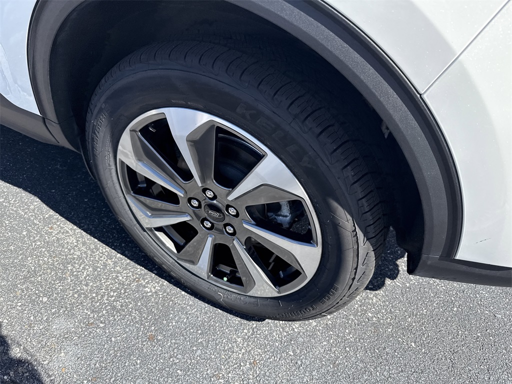 2023 Ford Escape Platinum photo 19