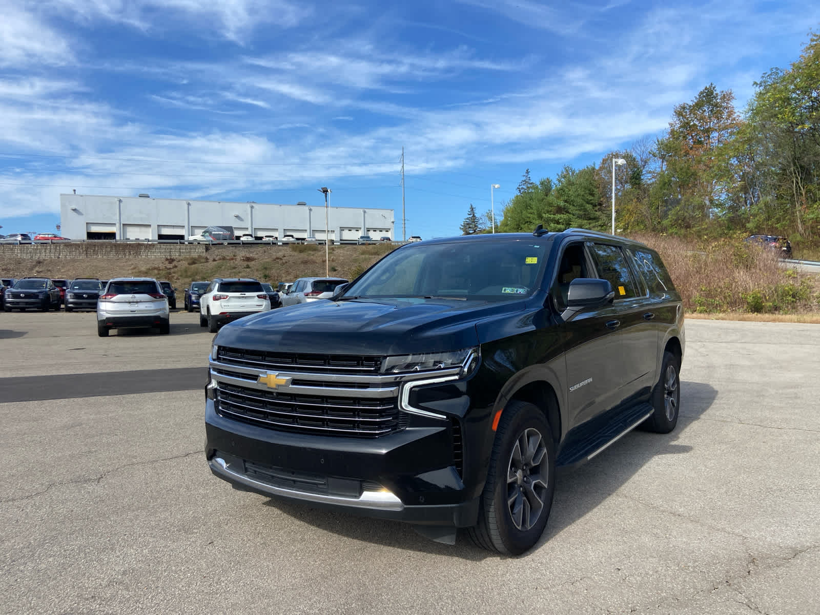 2023 Chevrolet Suburban LT photo 7