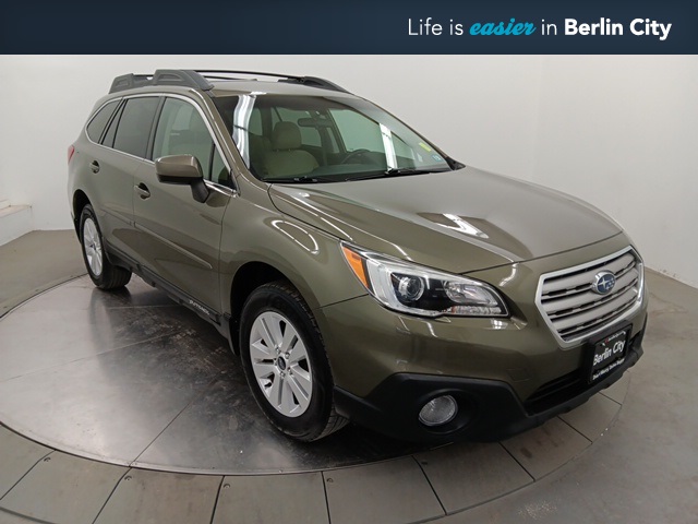 2017 Subaru Outback Premium's photo