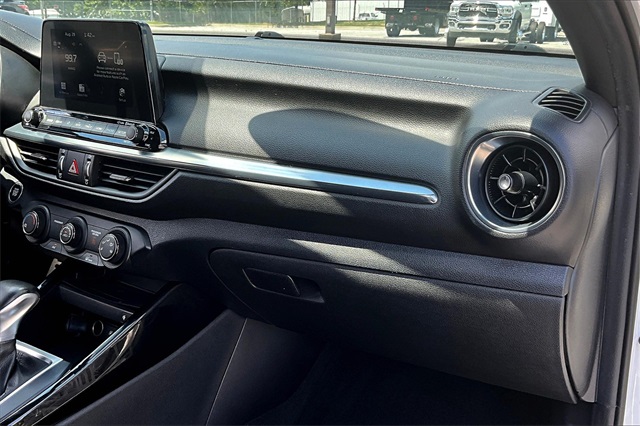 2020 Kia Forte GT-Line photo 23