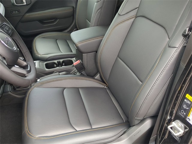 2025 Jeep Gladiator Texas Trail Sport photo 14