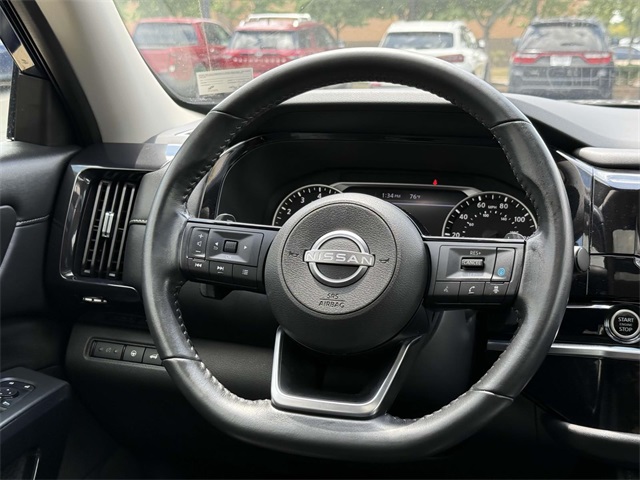 2023 Nissan Pathfinder SV photo 19