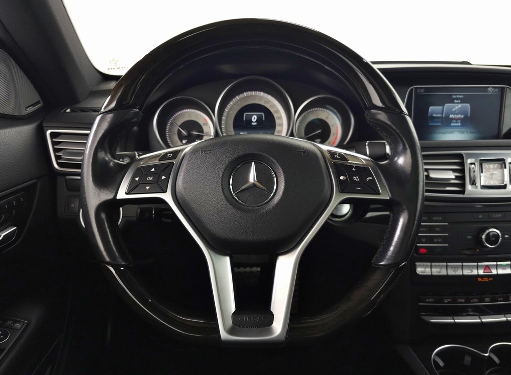 2016 Mercedes Benz E 400 4MATIC photo 13