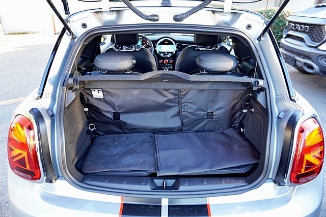 Used 2023 Silver MINI Base image 13