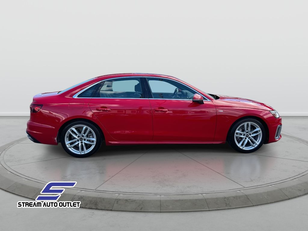 2023 Audi A4 45 S line Premium Plus Quattro photo 4