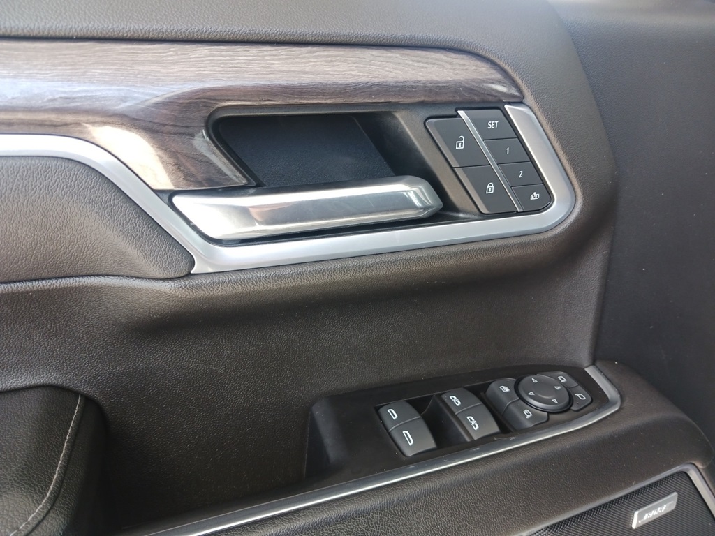 2022 Chevrolet Silverado 1500 LTZ photo 9