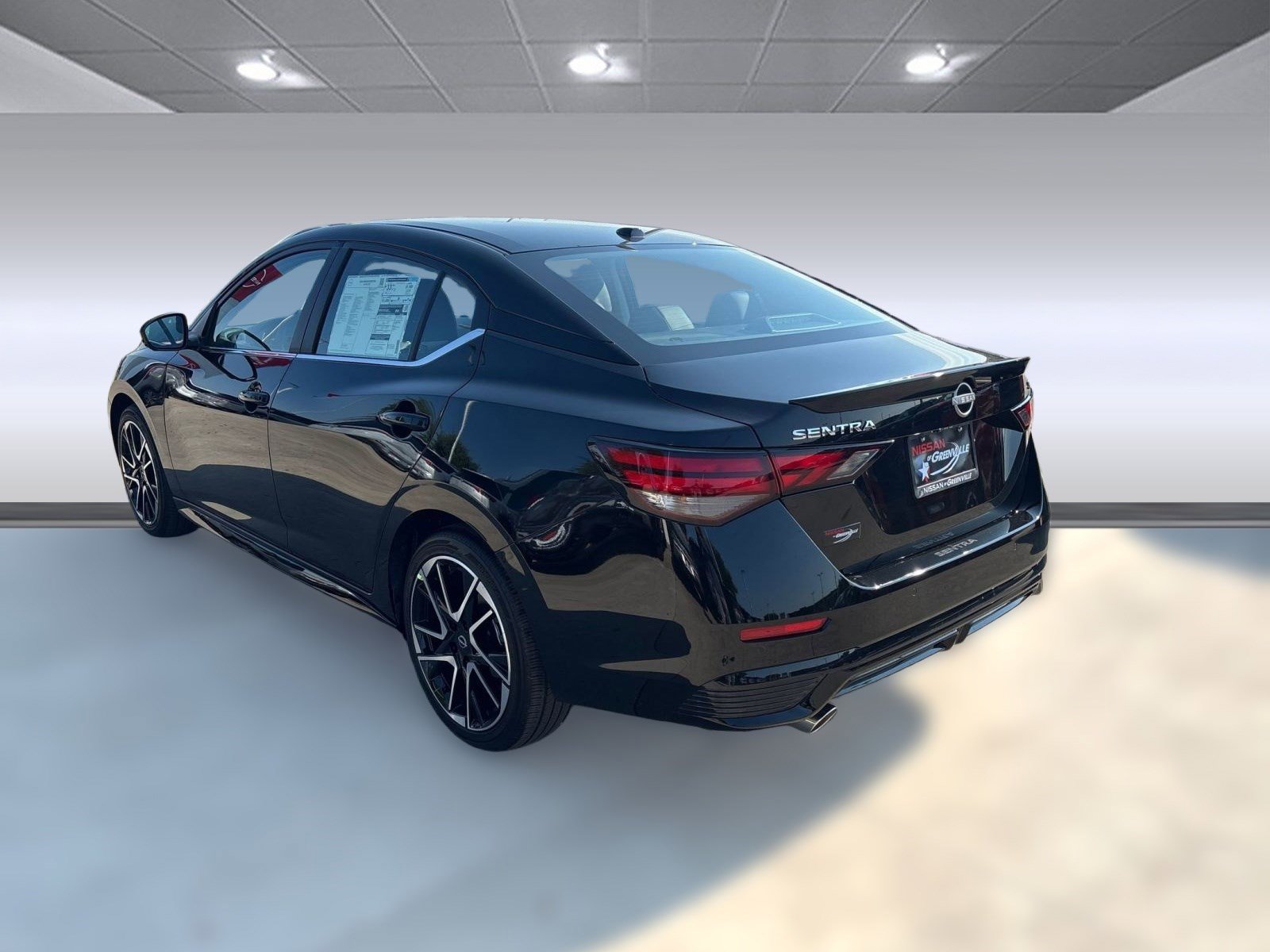 2025 Nissan Sentra SR photo 3