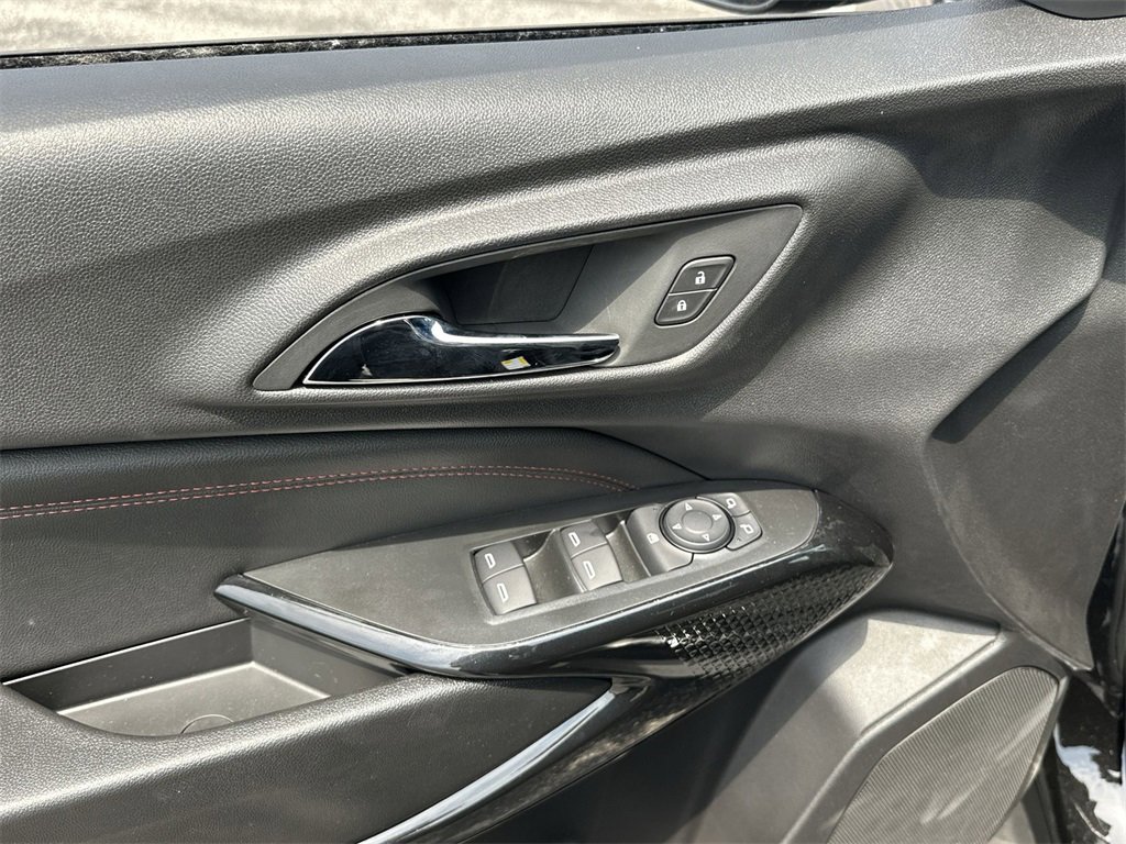 2025 Chevrolet Trax photo 12