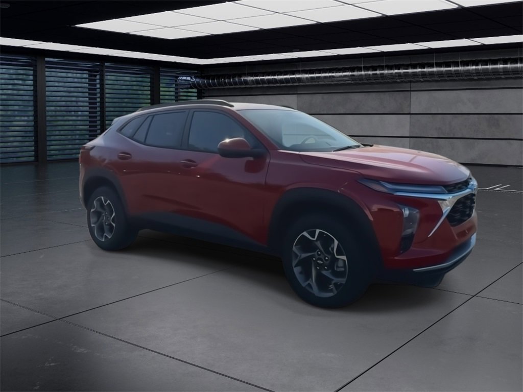 2026 Chevrolet Trax LT photo 2