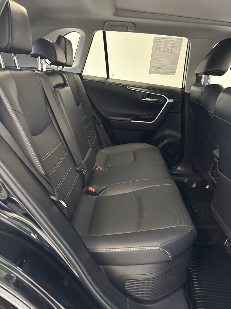 2023 Toyota RAV4 Hybrid Limited photo 21